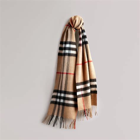 burberry kashmir skjerf|Burberry scarf 2024.